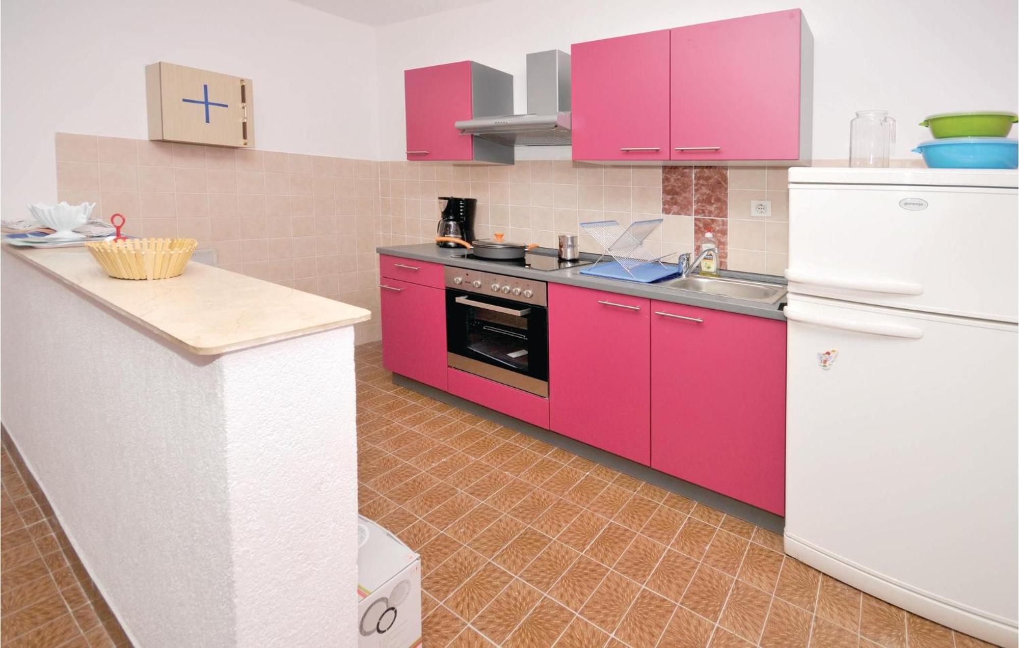 2 Bedroom Cozy Apartment In Marina Buitenkant foto