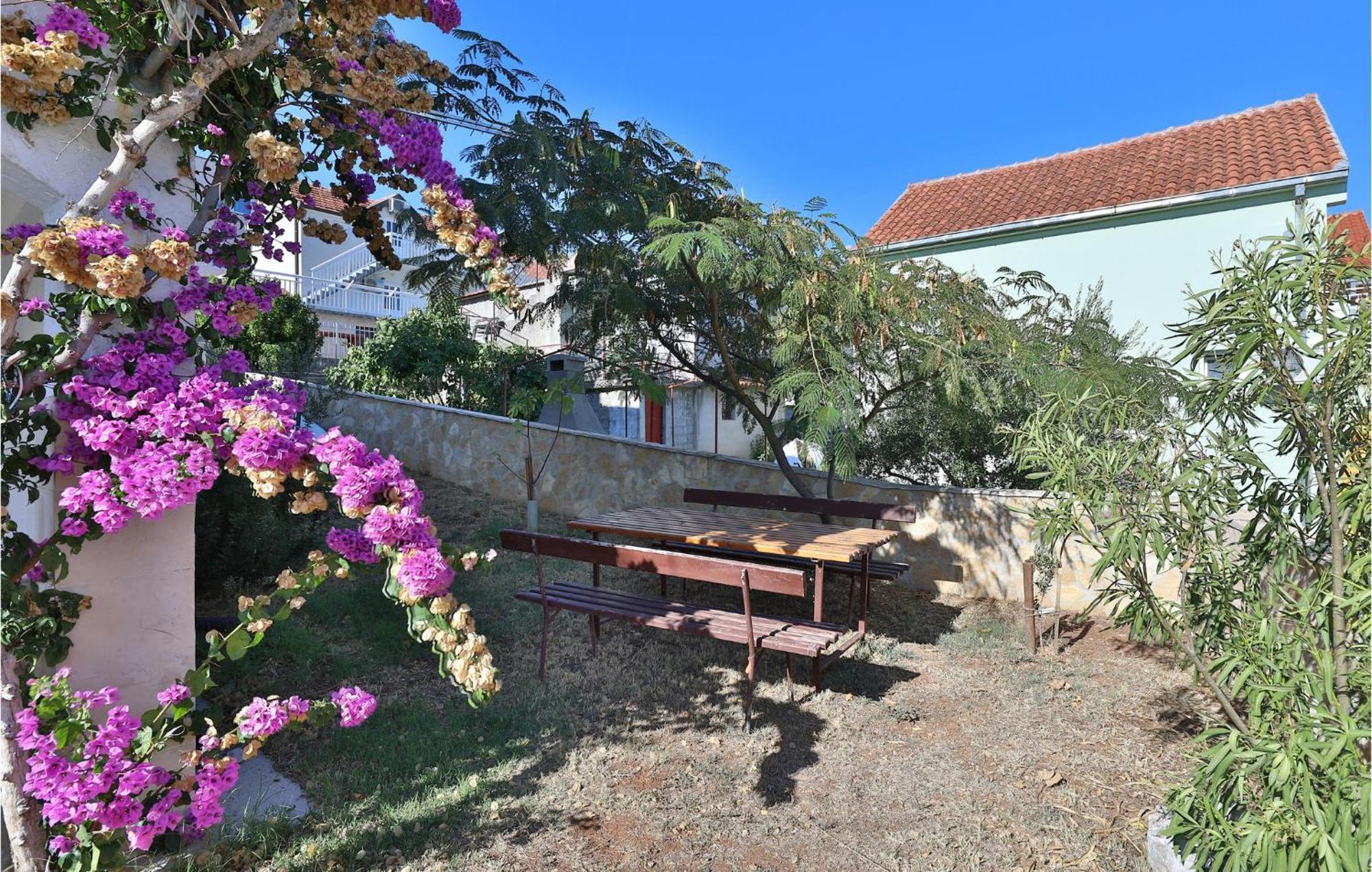 2 Bedroom Cozy Apartment In Marina Buitenkant foto