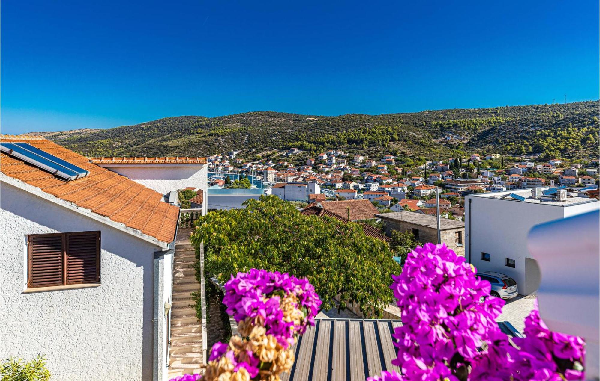 2 Bedroom Cozy Apartment In Marina Buitenkant foto