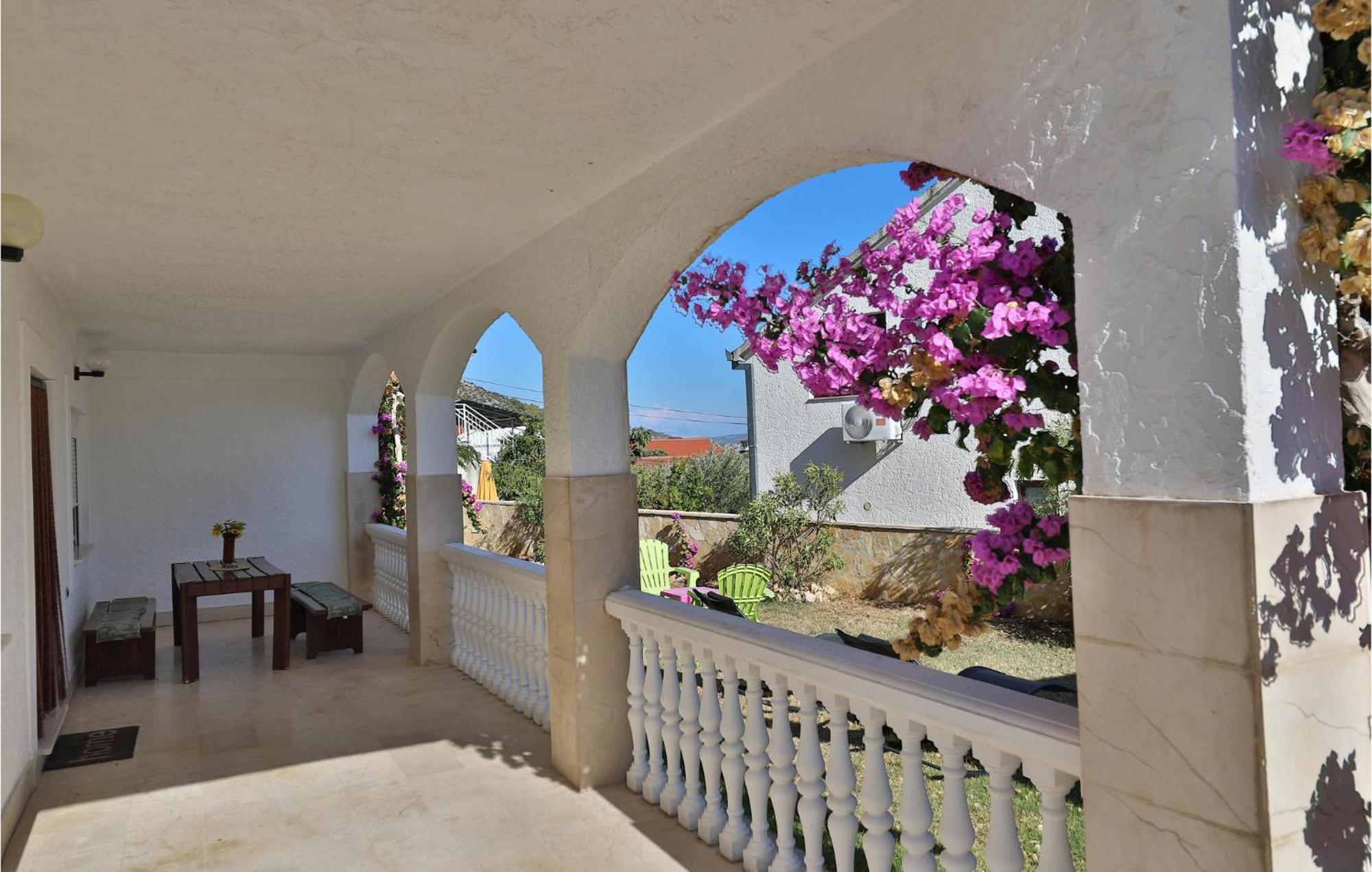 2 Bedroom Cozy Apartment In Marina Buitenkant foto