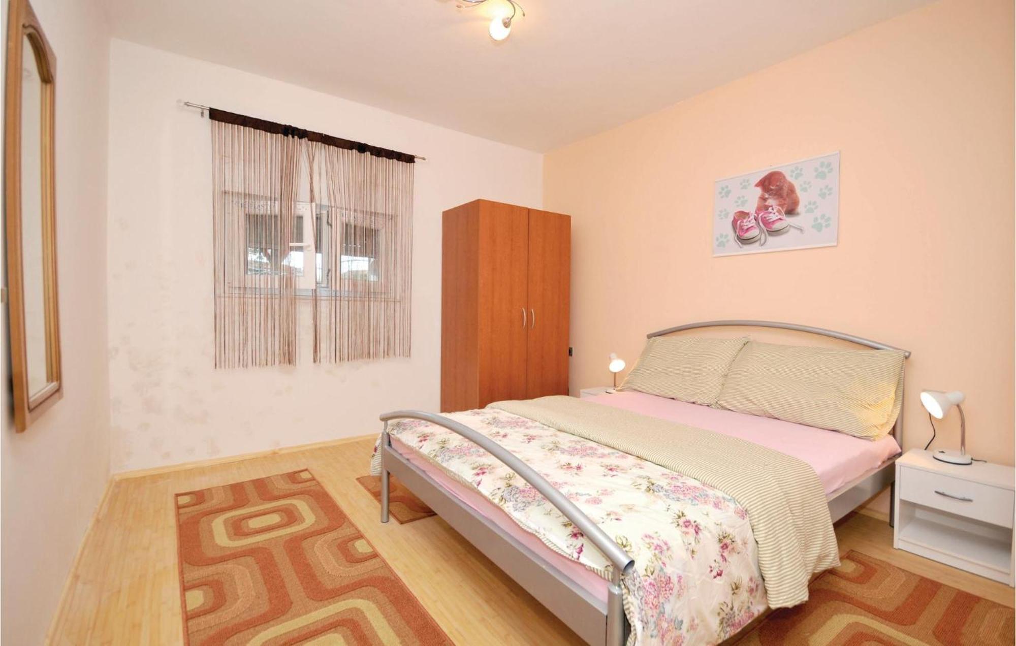 2 Bedroom Cozy Apartment In Marina Buitenkant foto