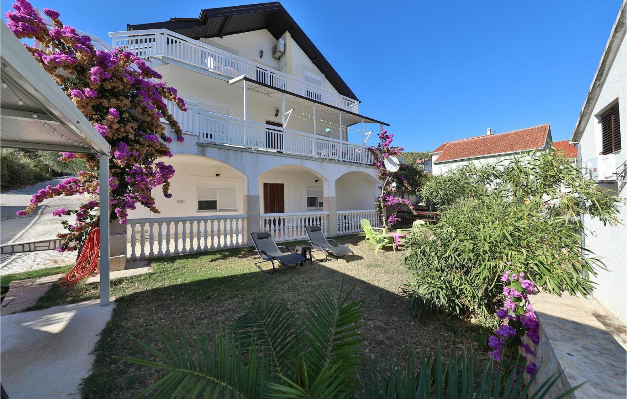 2 Bedroom Cozy Apartment In Marina Buitenkant foto
